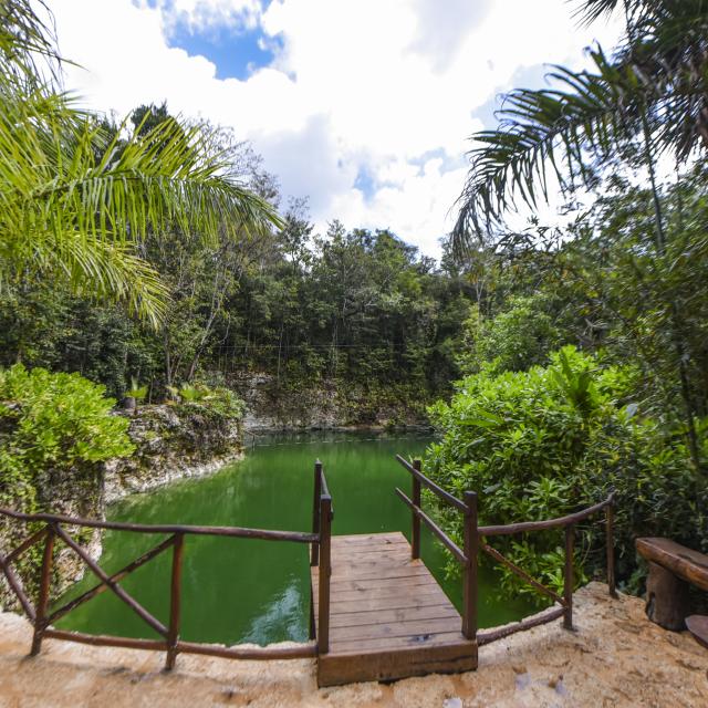Bacalar Cenote
